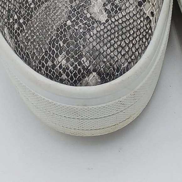 Cocci Shoes Womens 7‎ Snake Pattern Slip On Gray White Leather - Picture 5 of 11